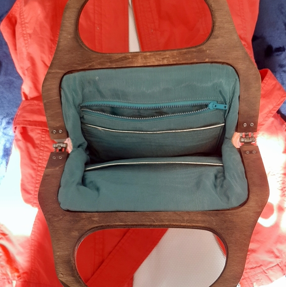 Purse - Picture 8 of 14